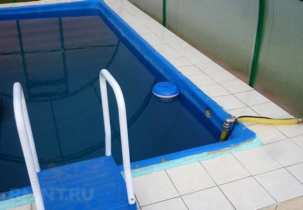 Підігрів води в басейні за допомогою сонячного колектора