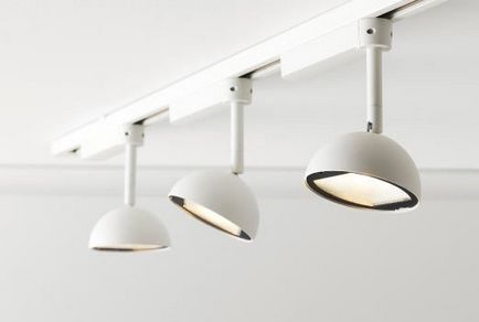 Mennyezeti spotlámpák - a szervezet a világítás, telepítési típusok (reflektorok) Mennyezeti spotlámpák - a szervezet világító típusok, telepítés