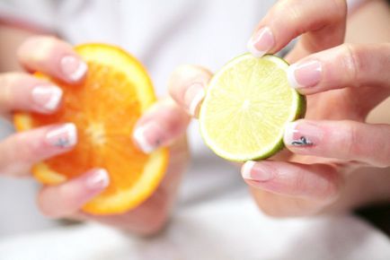 Правильно підібрані вітаміни для нігтів дозволяють позбутися від багатьох проблем на довгий час
