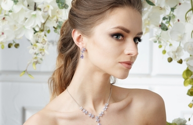 Închiriere de bijuterii de nunta destul de femeie în prețurile Krasnodar, site-ul