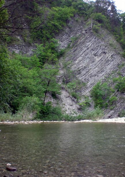 Пшадские водоспади, дольмени і несподіваний джипінг