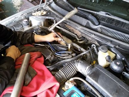 Repararea și ridicarea suportului de direcție în ford mondeo, steering ford mondeo