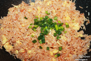 Рецепт смаженого рису з помідорами по-китайськи