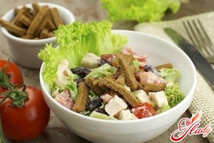 Salată cu fasole și ciris