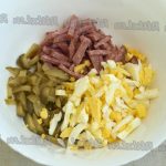 Салат з Кіріешкі і квасолею і кукурудзою - кращі рецепти до свята 2017