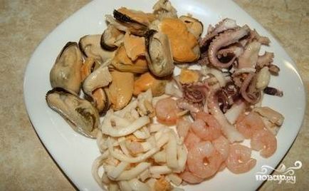 Salată cu midii și caracatițe - rețetă pas cu pas cu fotografie