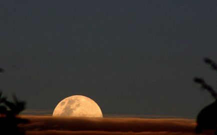 Тайните Supermoon 7 изненадващи факти за - голяма луна