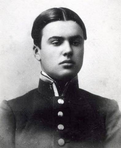 Sergei Lazo - revoluționar romanticist - revizuire militară