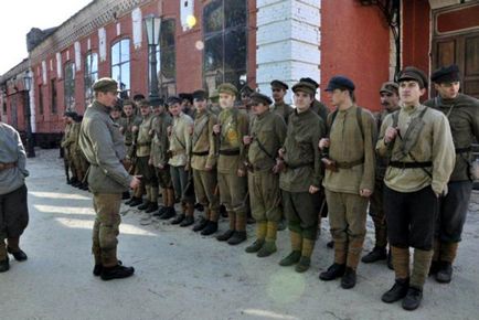 Пристрасті по Чапаю все змішалося - коні, люди