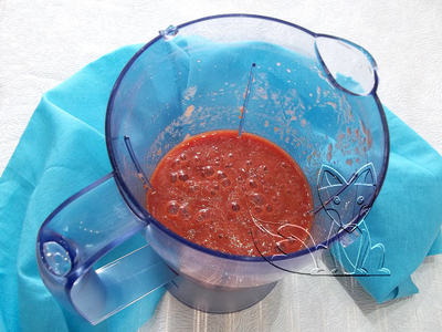 Supa gazpacho din tomate - prânz vegetarian