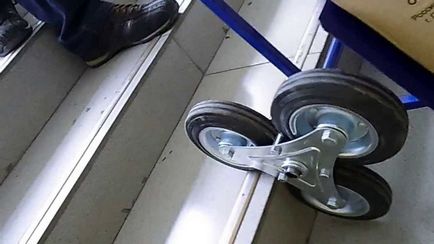 Cărucior nt 1310 pentru ridicarea și mutarea bunurilor voluminoase pe o suprafață plană, precum și pe (ridicarea) Transportul nt 1310 pentru ridicarea și transportul mărfurilor voluminoase pe o suprafață plană, precum și pe