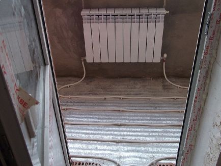 Podea caldă pe balcon de la încălzire