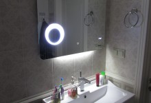 Tuning fürdők, fürdők mozaik díszítéssel, mint helyettesíti a képernyőn a fürdőszobában, az ötlet a javításra