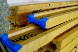 Dispozitivul de pardoseli pe grinzi de lemn cu caracteristicile și instalarea materialelor (video)