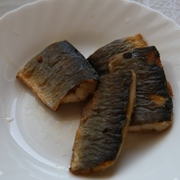 Fried herring cu cartofi în rețeta daneză cu fotografii