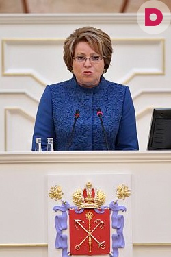 Nők a politikában és a divat (nők) Nők a politikában és a divat