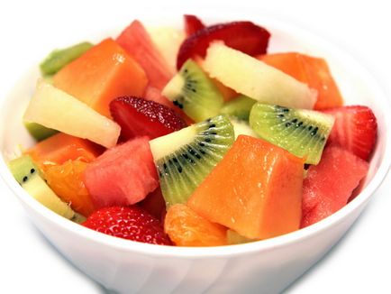 10 Топових яскравих і корисних фруктових салатів