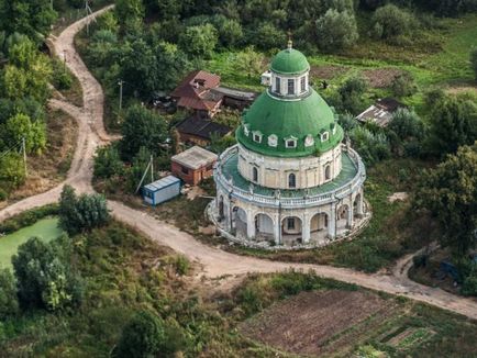 7 cele mai frumoase biserici din regiunea Moscovei