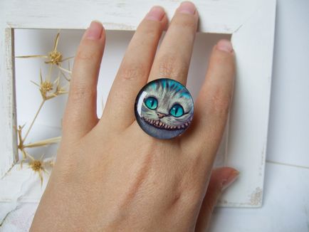 Broșetă pin Alice pisică Cheshire în Țara Minunilor - realizată manual