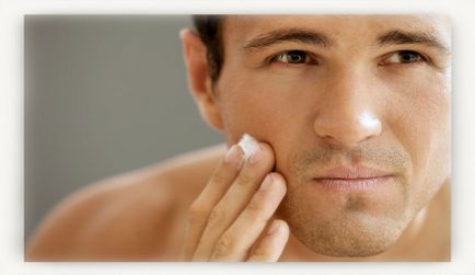 Curățarea feței pentru bărbați este diferită de cea a femeii și a tipurilor