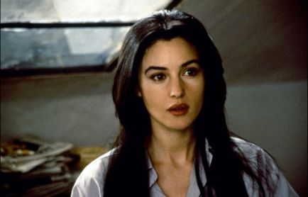 Indiferent dacă chirurgia plastică Monica Bellucci a fost efectuată de un chirurg plastic