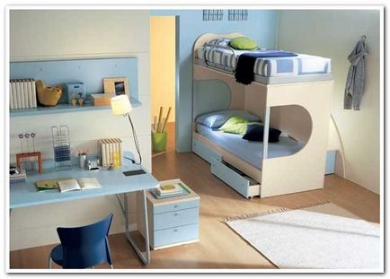 Gyermek emeletes ágy, hogyan díszítik a házat