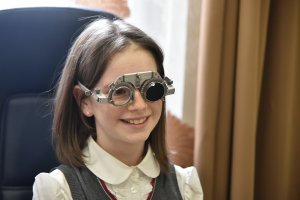 Дитячий офтальмолог в Новосибірську, дитячий окуліст в клініці вічка
