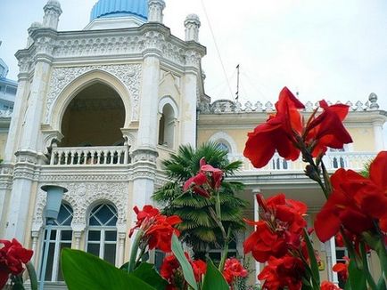 Палац еміра бухарського в Ялті історія, як дістатися, що подивитися