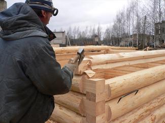 Eco-téli otthona rönk állandó tartózkodási