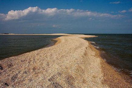 Дълбочината на Азовско море - средния, минималните и максималните