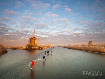 Kinderdijk holland korcsolyázás mentén szélmalmok