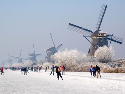 Kinderdijk holland korcsolyázás mentén szélmalmok