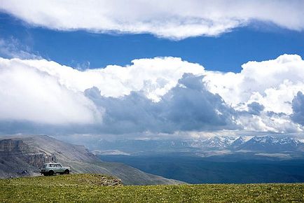 Munții din Caucaz - bermamit mare și mic