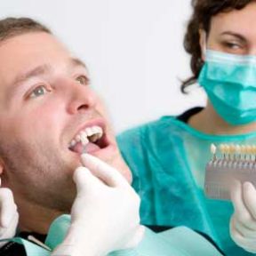 Implantarea dinților în rate - instalarea implantului în rate (pe credit)