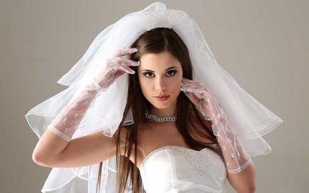 Deoarece mireasa nu câºtigã excesul de greutate înainte de nunta de la poziþia dinaintea nuntii - nunta este totul despre