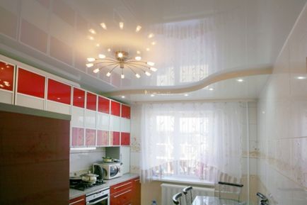 Ce este plafonul în bucătărie (59 fotografii), ce mai bine să faceți, cum să alegeți tapet cu propria dvs.