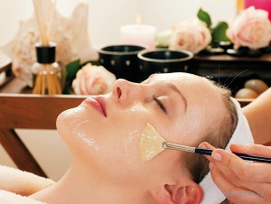 Care este cel mai eficient exfoliere de tot felul de peeling în studio, salonul de frumusețe din Sankt Petersburg