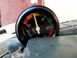 Hogyan lehet ellenőrizni a nyomást az üzemanyag vasúti kezét néhány jó módja - a avtopuls