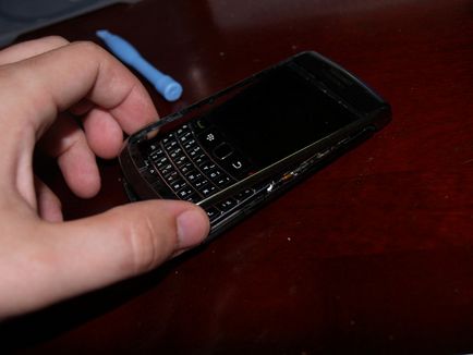 Як розібрати телефон rim blackberry bold 9700, корисні статті від itcomplex
