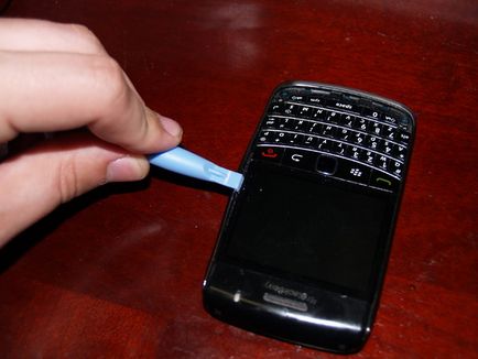 Як розібрати телефон rim blackberry bold 9700, корисні статті від itcomplex