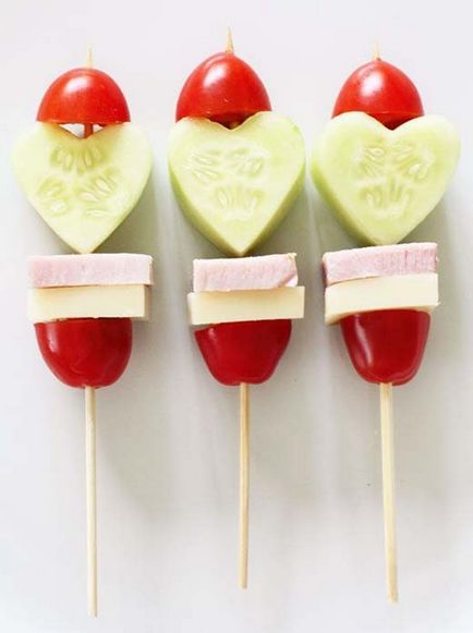 Cum sa faci o valentina din legume, fructe, fructe de padure pentru Ziua Sfantului Valentin