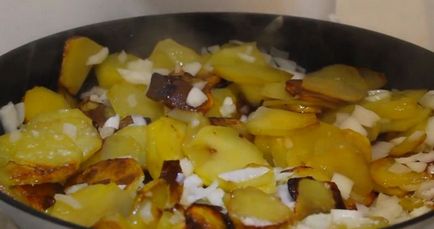 Hogy finom sült burgonyát egy serpenyőben receptek fotókkal