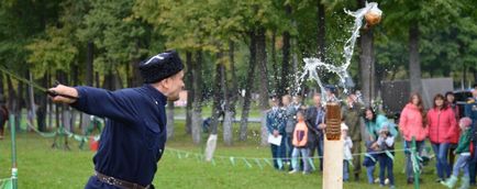 Serviciul kossack - societatea cazacă a armatei gazdă centrală a cazacilor