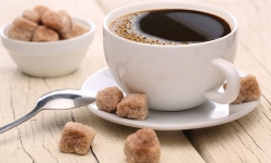Kávé és cukor egészségesebb, mint nélküle, szakértők szerint