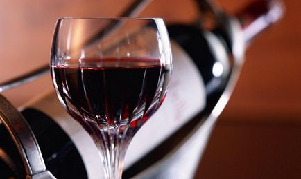 Vin roșu - scade sau mărește presiunea