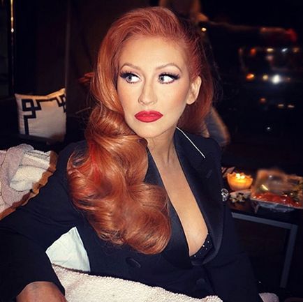 Christina Aguilera și-a schimbat radical culoarea parului pentru prima dată în 10 ani, salut! Rusia