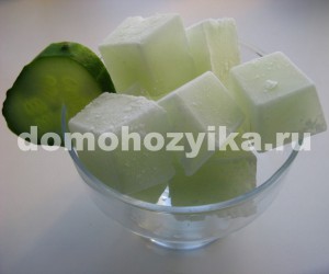Лід для обличчя з огіркового соку-рецепт приготування з фото