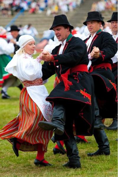 Cele mai bune dansuri - dansuri ale popoarelor lumii din Estonia