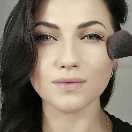 Make-up în stilul de fundal viz tiz photoinstruction, femmie