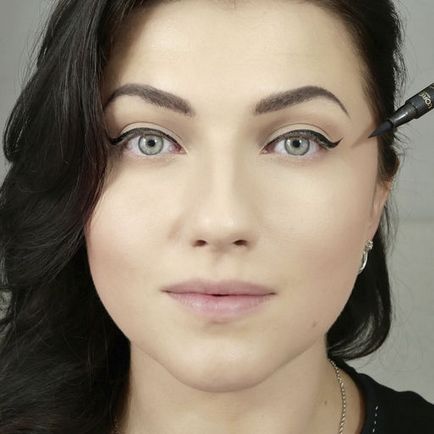 Make-up în stilul de fundal viz tiz photoinstruction, femmie